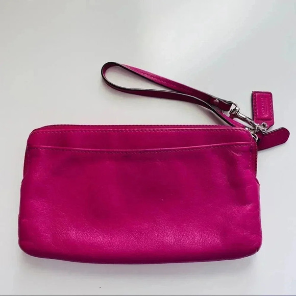 Coach Wristlet Leather Wristlet/Wallet/Clutch